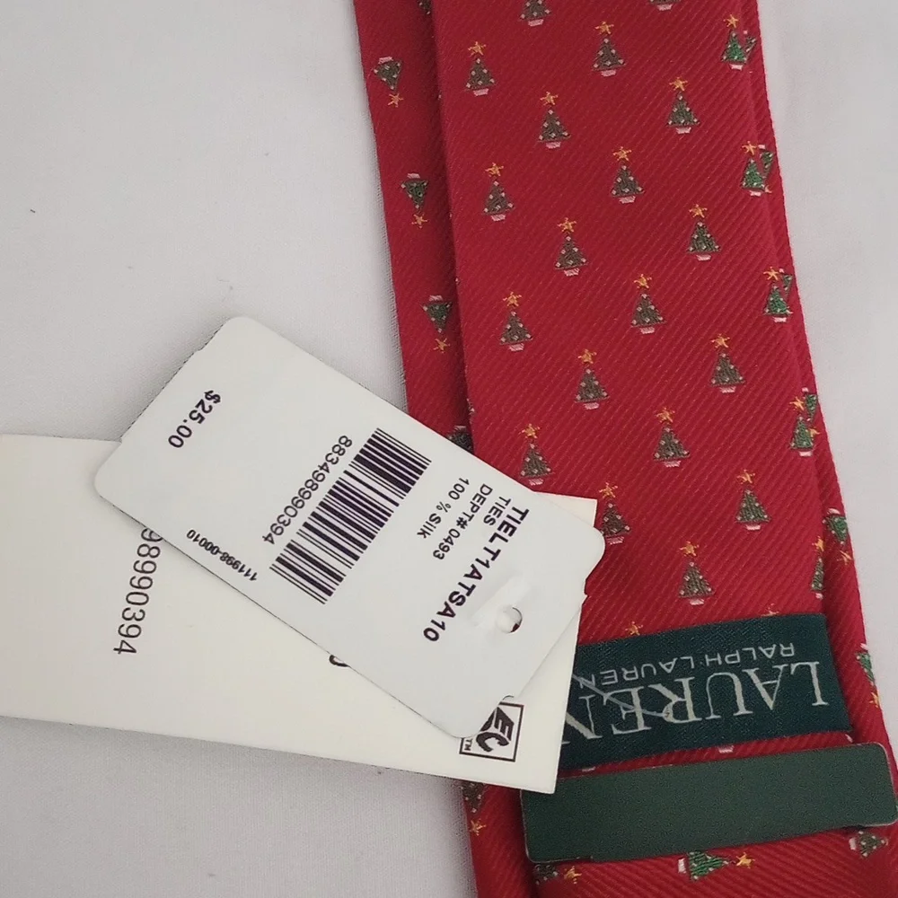 Ralph Lauren big boys Silk tie. One size red /holiday theme